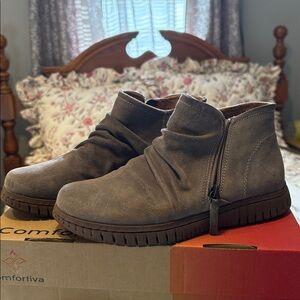Comfortiva Women's Taupe Ankle Booties